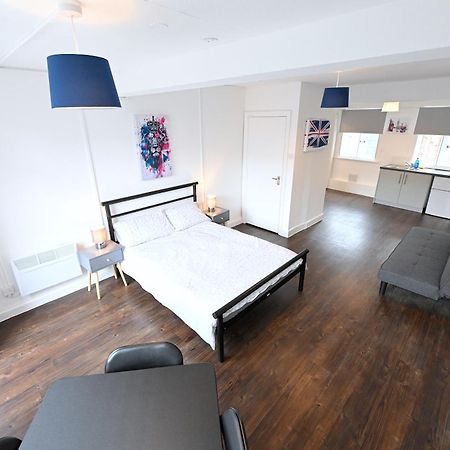 Centrally Located Flat In Leicester Square London Bagian luar foto